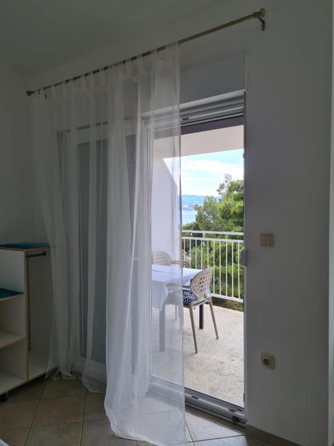 Oasis Of Peace Apartment Omiš Esterno foto