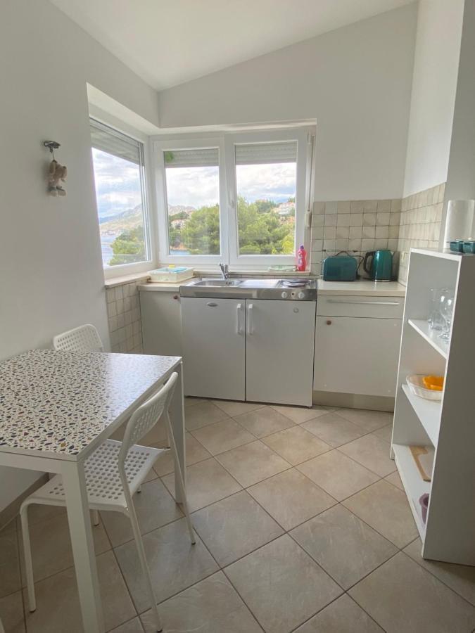 Oasis Of Peace Apartment Omiš Esterno foto
