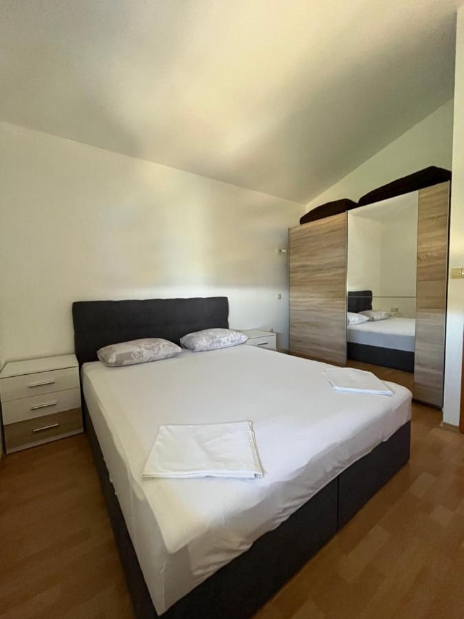 Oasis Of Peace Apartment Omiš Esterno foto