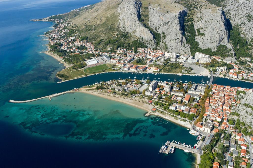 Oasis Of Peace Apartment Omiš Esterno foto
