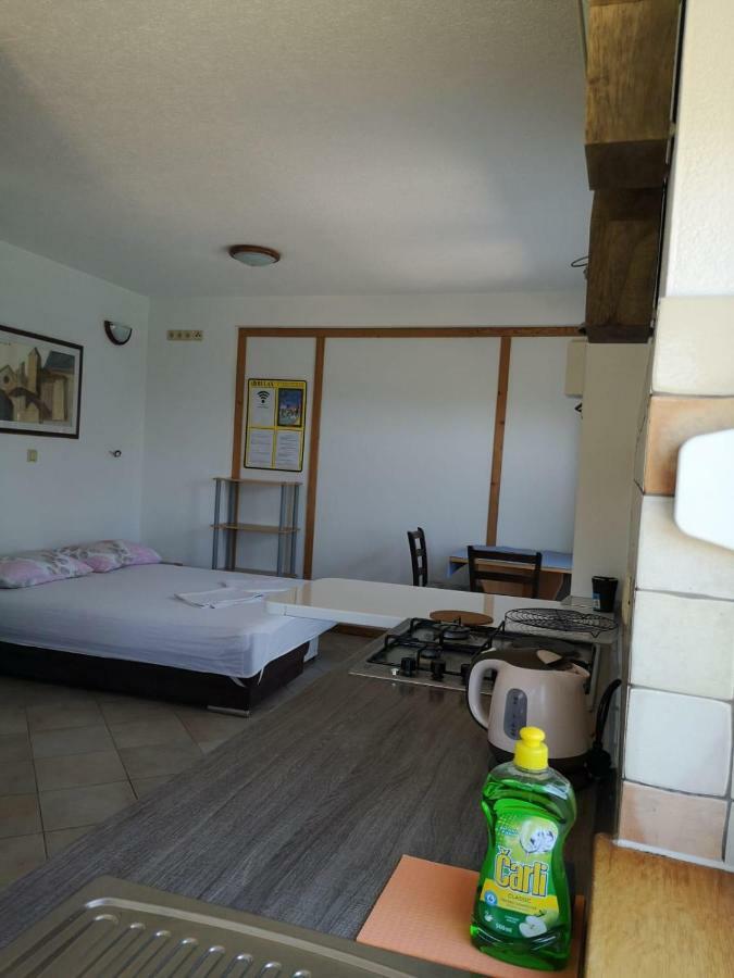 Oasis Of Peace Apartment Omiš Esterno foto