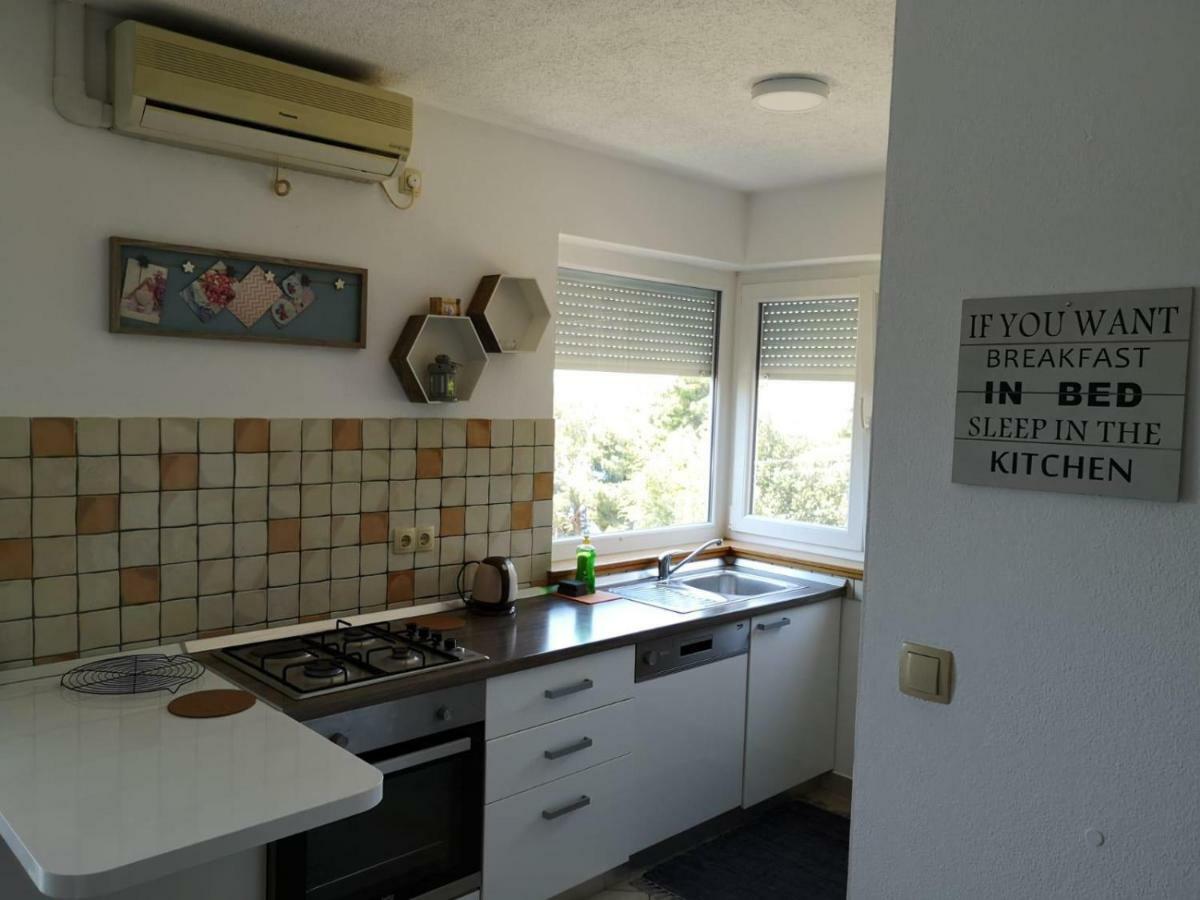 Oasis Of Peace Apartment Omiš Esterno foto