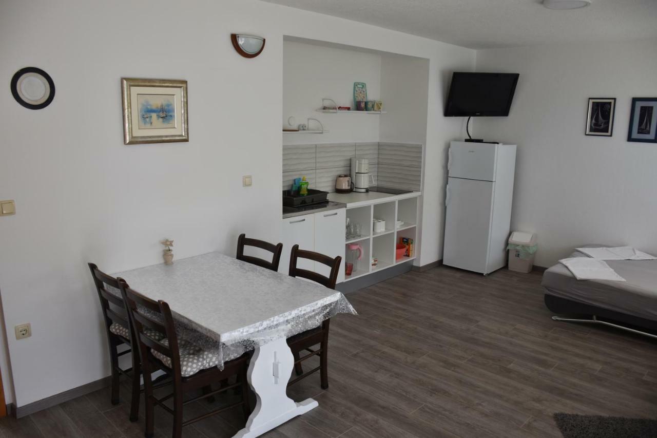 Oasis Of Peace Apartment Omiš Esterno foto